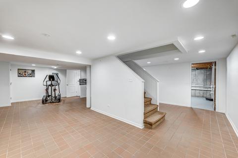 466 Hevern Dr, Wheaton, IL 60189 photo 25