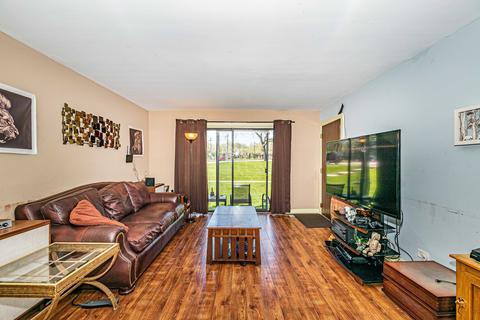 499 Mchenry Rd #1A, Wheeling, IL 60090 photo 2
