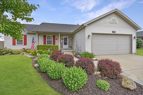 1908 Marina Dr, Normal, IL 61761 photo 1