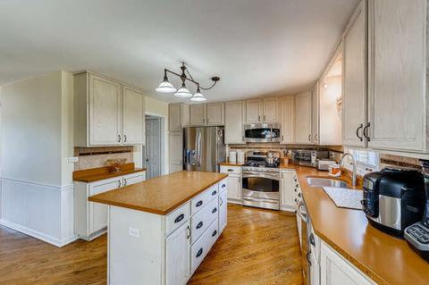 2830 Weld Rd, Elgin, IL 60124 photo 10