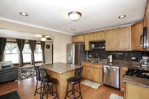 3503 Dove St, Rolling Meadows, IL 60008 photo 6