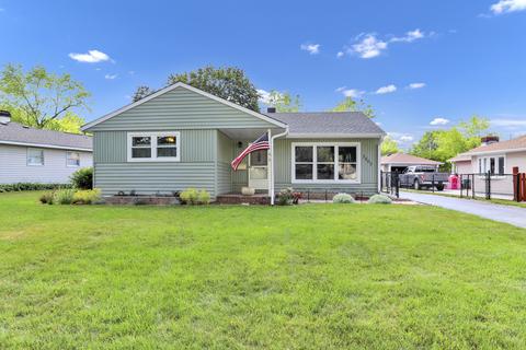 3503 Dove St, Rolling Meadows, IL 60008 photo 2