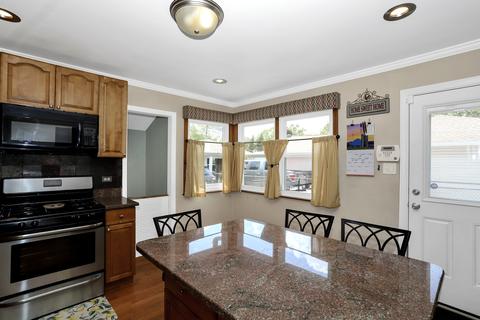 3503 Dove St, Rolling Meadows, IL 60008 photo 8