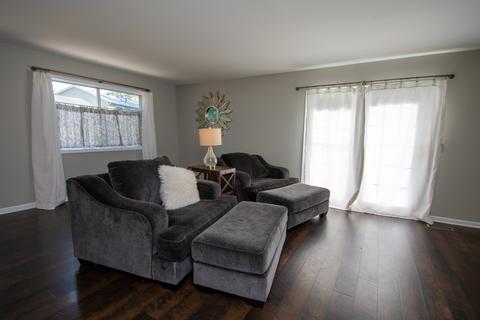109 Thackeray Dr, Bolingbrook, IL 60440 photo 7