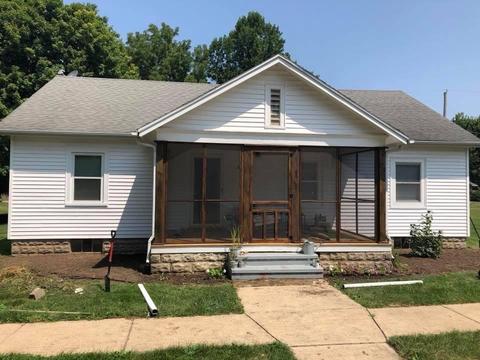 205 E Central Ave, Minier, IL 61759 photo 1