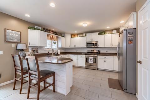 1503 Sweetbriar Dr, Bloomington, IL 61701 photo 13
