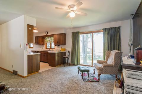 222 S Third St, Elburn, IL 60119 photo 9