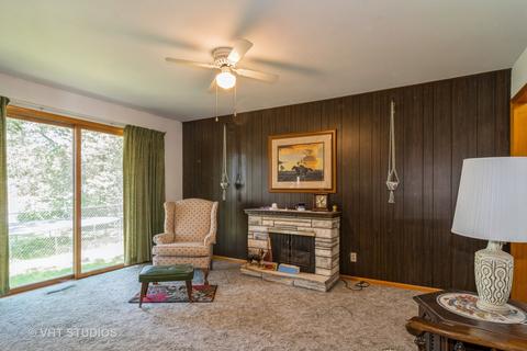 222 S Third St, Elburn, IL 60119 photo 8