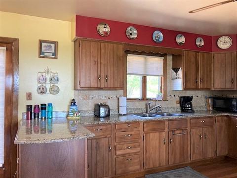 6204 Meyer Rd, Marengo, IL 60152 photo 10
