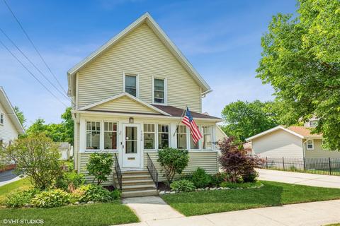 1010 Prospect Blvd, Elgin, IL 60120 photo 1