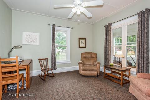 1010 Prospect Blvd, Elgin, IL 60120 photo 8