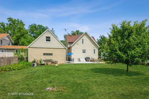 1010 Prospect Blvd, Elgin, IL 60120 photo 4