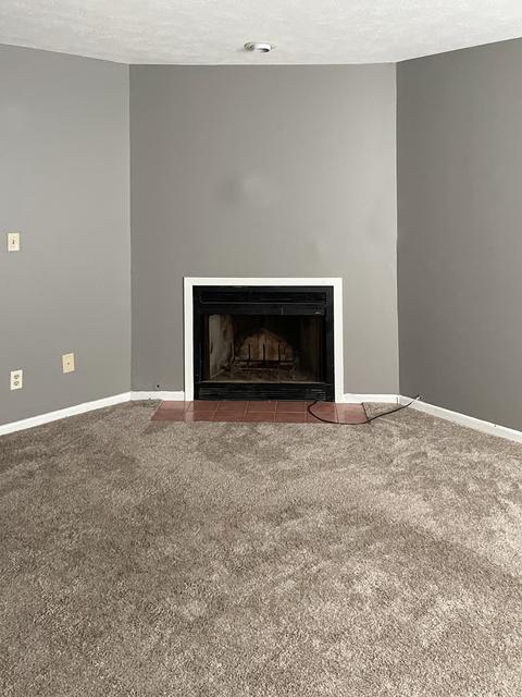 703 Golfcrest Rd #3, Normal, IL 61761 photo 2