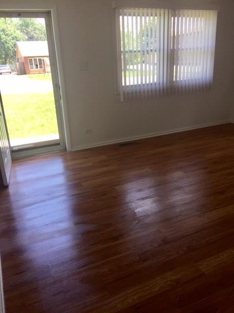15432 Troy Ave, Markham, IL 60428 photo 2
