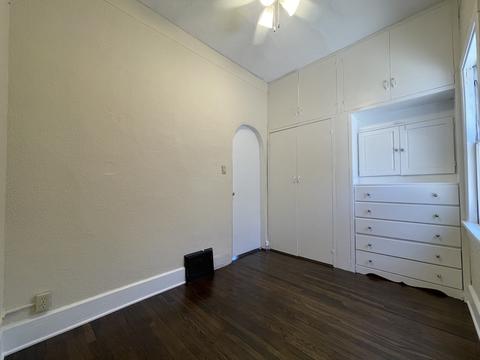 363 Brook St, Elgin, IL 60120 photo 8