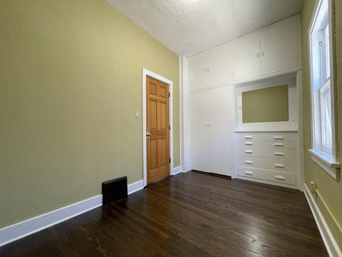 363 Brook St, Elgin, IL 60120 photo 10