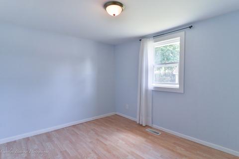 1358 Kaskaskia Ave, Elgin, IL 60123 photo 13