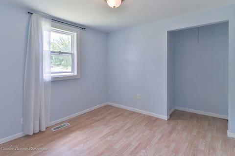 1358 Kaskaskia Ave, Elgin, IL 60123 photo 14
