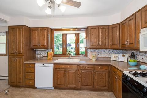 810 N Vaughn Dr, Kankakee, IL 60901 photo 10