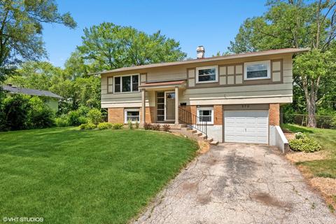 570 Briarcliff Ln, Hoffman Estates, IL 60169 photo 1