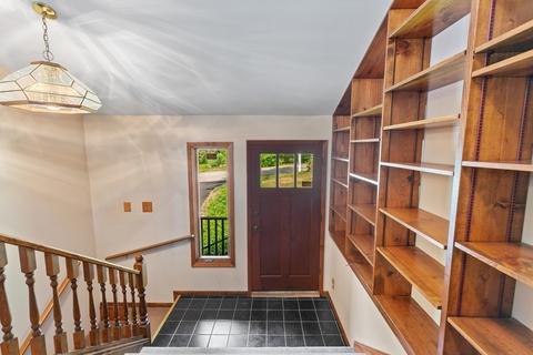 1127 Cermak Rd, Algonquin, IL 60102 photo 2
