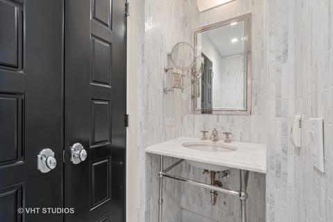 20 E Cedar St #4A, Chicago, IL 60611 photo 29