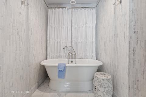 20 E Cedar St #4A, Chicago, IL 60611 photo 30