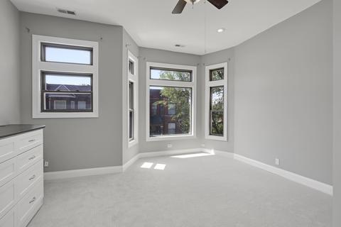 816 E 47th Pl, Chicago, IL 60615 photo 20