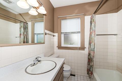 420 Griswold St, Elgin, IL 60123 photo 15
