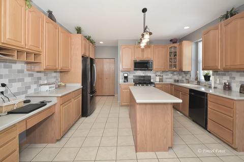 5909 Meadow Lark Ln, Johnsburg, IL 60051 photo 6