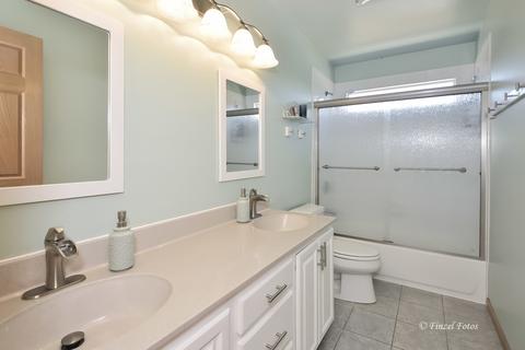 5909 Meadow Lark Ln, Johnsburg, IL 60051 photo 18