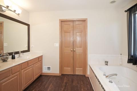5909 Meadow Lark Ln, Johnsburg, IL 60051 photo 14