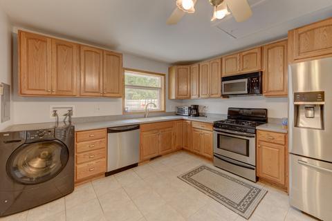 324 Dorsetshire Dr, Steger, IL 60475 photo 2
