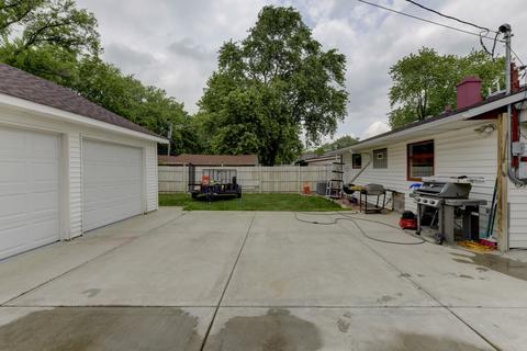 324 Dorsetshire Dr, Steger, IL 60475 photo 10