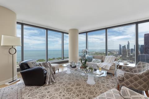 60 E Monroe St #3602, Chicago, IL 60603 photo 4