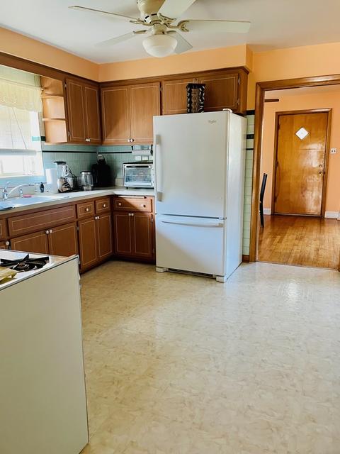 2050 Calvin Ave, Berkeley, IL 60163 photo 6