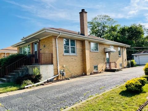 2050 Calvin Ave, Berkeley, IL 60163 photo 1