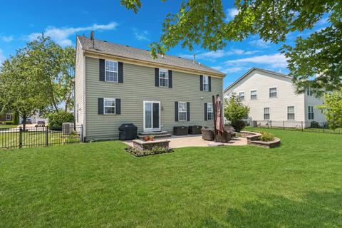 1419 Blume Dr, Elgin, IL 60124 photo 3