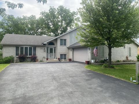 3329 Carpenter St, Steger, IL 60475 photo 1
