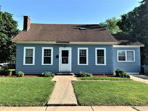 577 7th Ave, Aurora, IL 60505 photo 1