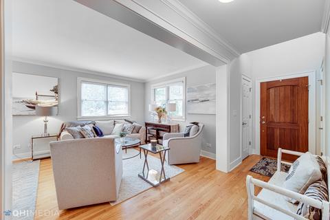 842 N Summit St, Wheaton, IL 60187 photo 6