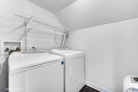 842 N Summit St, Wheaton, IL 60187 photo 38