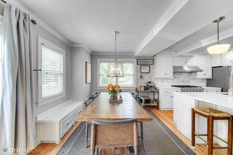 842 N Summit St, Wheaton, IL 60187 photo 12
