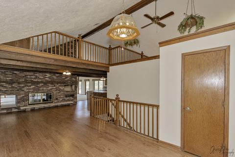 1713 Cassandra Ln, Mchenry, IL 60051 photo 5
