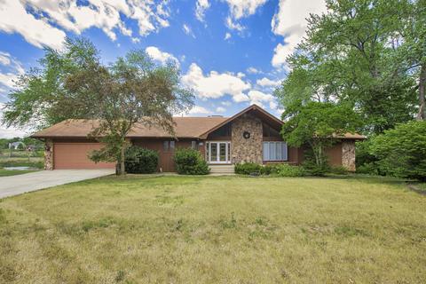 1713 Cassandra Ln, Mchenry, IL 60051 photo 2