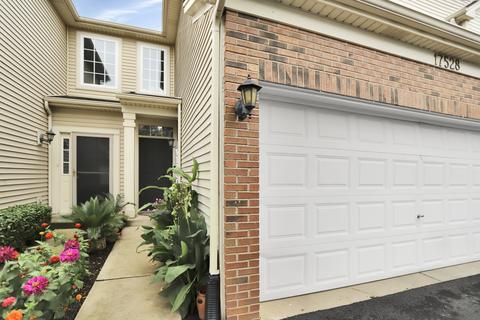 17528 Gilbert Dr, Lockport, IL 60441 photo 2