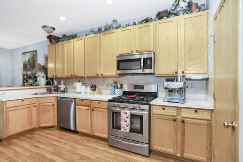 17528 Gilbert Dr, Lockport, IL 60441 photo 10