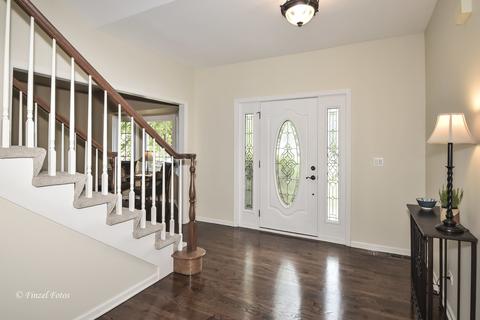 12 Bunker Hill Ct, Algonquin, IL 60102 photo 3