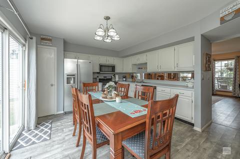 2455 Fox Dr, Aurora, IL 60506 photo 9