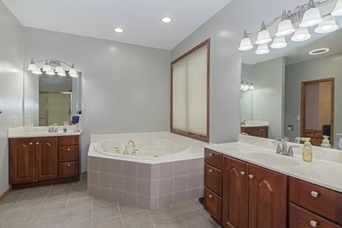 1101 Alexander Rd, Bloomington, IL 61701 photo 20